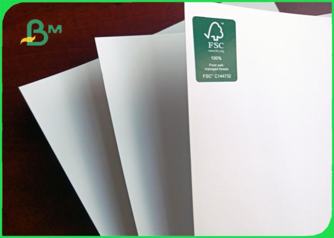 Matt paper. 300 gr matt paper.