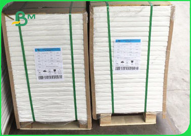 29gsm Oil Resistant PE Coated White Kraft Paper Coils For Fast Food Packing