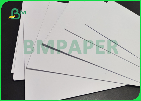 90GSM 140GSM Uncoated White Paper For Brochure 635 x 965mm Smooth Surface