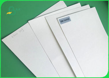 0.3mm 0.4mm 0.5mm Cardboard Paper Roll , Natural White Perfume Absorbent Paper Sheets 600mm x 800mm