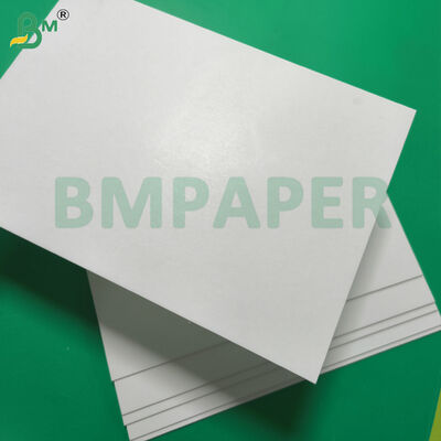 White Lined White Chipboard With Double Sided Coated Surfaces 900gsm