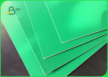 1.2mm Hard Stiffness Laminated Green / Grey Chipboard Straw Board For Packing Boxes