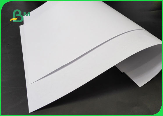 ISO 53GSM - 160GSM Pure Wood Pulp Offset Paper Great Whiteness 70 * 100CM