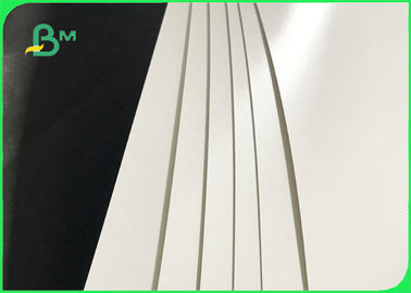 Oil - Proof 350gsm + 15g PE Coated Laminated Paper For Food Packages Boxes