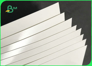 Oil - Proof 350gsm + 15g PE Coated Laminated Paper For Food Packages Boxes