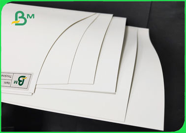 White Polypropylene Paper Smooth Surface And Waterproof 450 x 320mm