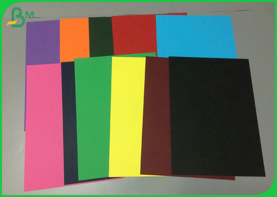 Uncoated Recycled Material Colored Bristol Paper 220gsm 230gsm With 787mm 889mm Size