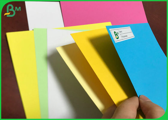 Large Format Colored Origami Cardboard 180gsm Yellow / Blue Manila Paper Sheets